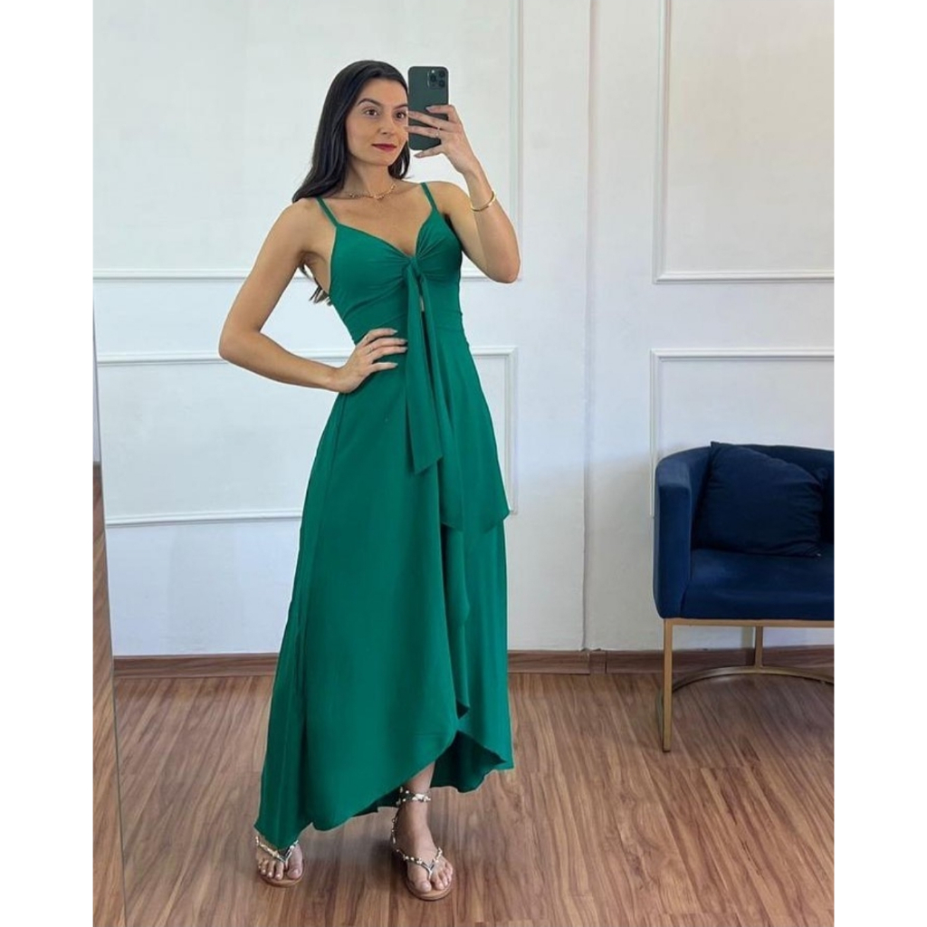 Vestido Isadora é um vestido longo ou midi com um  - Moda Feminina | MuralLife
